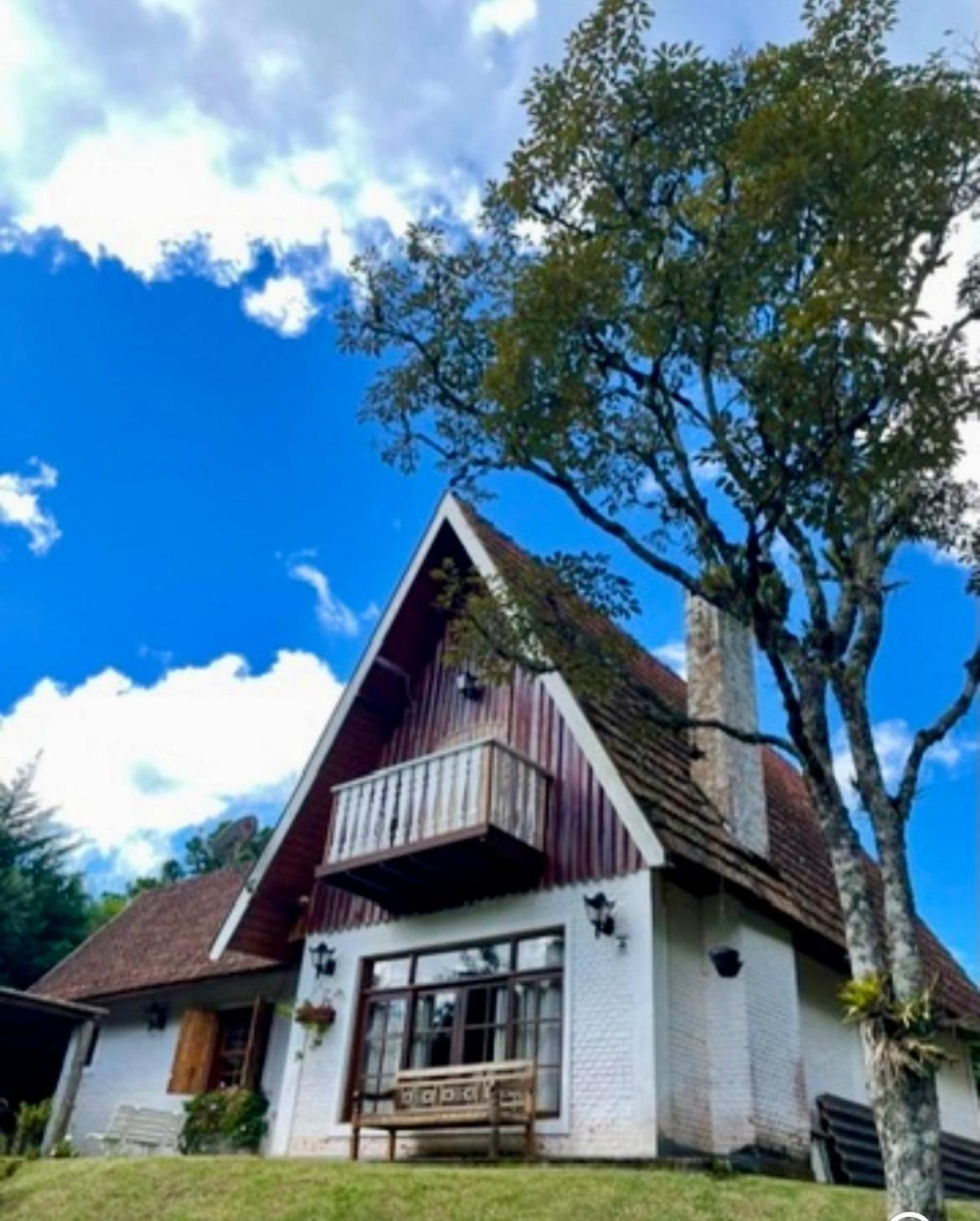 Casa Tragaluz Campos do Jordão